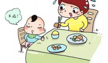 10岁男孩不到1米25胡子1cm长 因平时常看成人内容