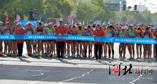 13届全运会首枚金牌产生！河北选手王佳丽马拉松夺冠