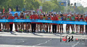 13届全运会首枚金牌产生！河北选手王佳丽马拉松夺冠