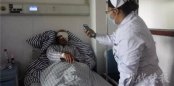 六旬老汉摔倒后眼睛被石子扎破 左眼球被迫摘除