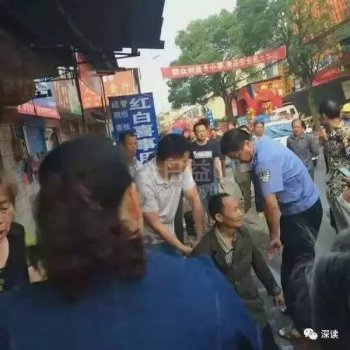 为泄愤刀捅医务人员10岁儿子 益阳农民被判死缓