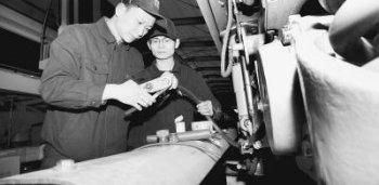 连续半月钻车底 摸索出零成本保养法