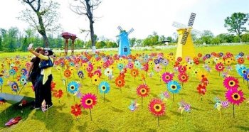 图文：风车扮靓园博园