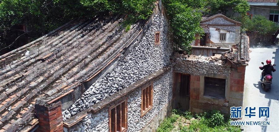 福建泉州蟳埔村的“蚝宅”