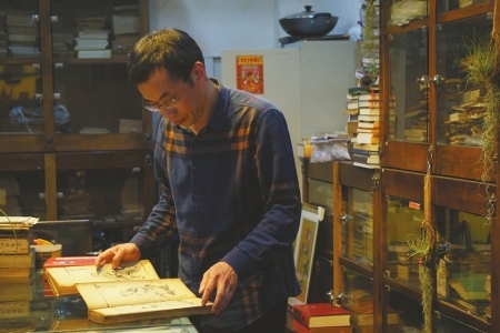 成都男子2万淘到南宋《金刚经》孤本 卖了160万