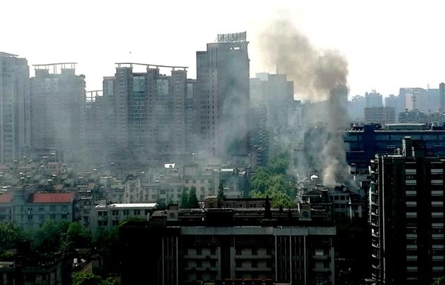 杭州十五家园小区居民楼发生火灾 一人遇难