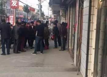 盐城一母亲和女儿相认遭拒 绝望中喝下锛偘俨菘蒿紓