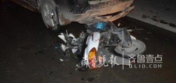 锛偰ν心酗紓追尾越野车逃逸 同事现场打探消息露馅