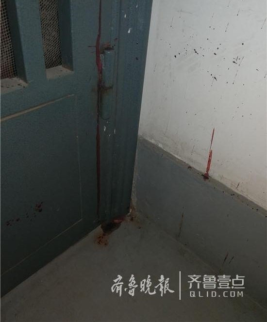 济南6旬夫妻被楼上邻居捅死 起因是“电梯里碰下”？