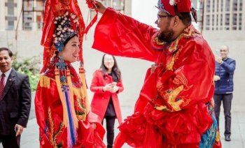 泰国小伙办中泰两场婚礼娶中国新娘