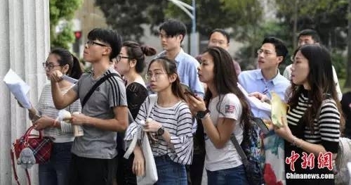 24省份公务员“联考” 娄底3670人竞考全市228个职位