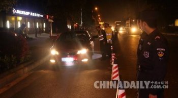 武当山最严交通整治 查处交通违法1300余起依法暂扣车辆281台