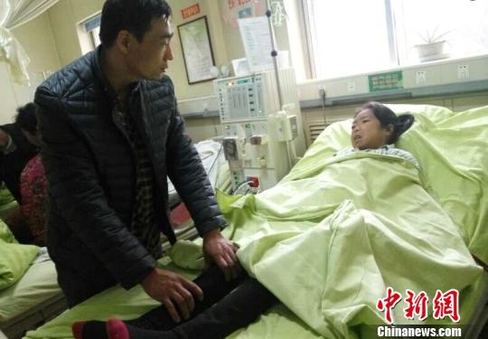 山西一女子患尿毒症透析十年 孩子：我要当医生