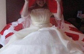 婆婆和我吵架，晚上居然给我炖汤，得知食材后我掀翻桌子大哭！