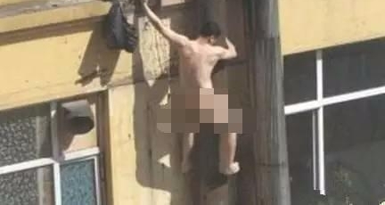 男子偷腥被抓 情急翻窗不慎坠楼