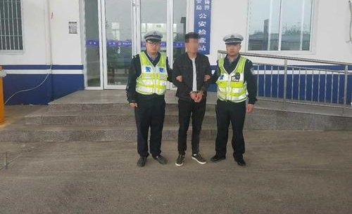 面对检验他夺门而逃 甘肃男子在豫无证毒驾被查