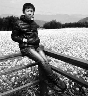 俩小学生失踪 曾买露营装备