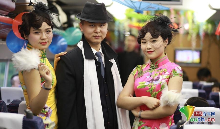 来自D2208次列车的穿越之旅：巴渝之花绽放在“老上海”