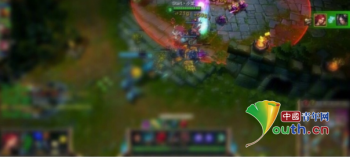 网游结夫妻 视频后“老婆”竟一脸胡茬面露鄙笑