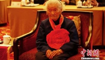 无锡一小镇今年新增百岁老人8位 每人获10万元爱心补贴