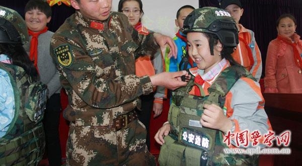 各地“全民国家安全教育日”主题宣传活动丰富多彩