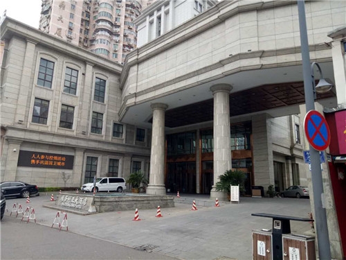 夫妻酒店发现偷拍设备 警方通报：住客安装忘记取走