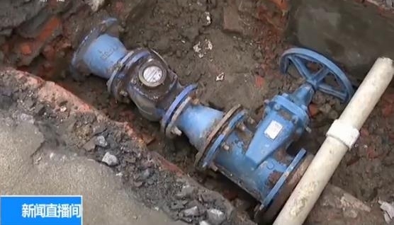 江苏苏州一商业楼涉嫌盗水80万吨被调查