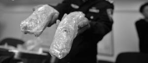 百万元黄金珠宝落出租车上