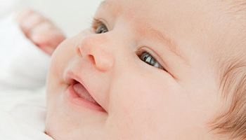 小儿荨麻疹如何治疗 小儿荨麻疹是否传染