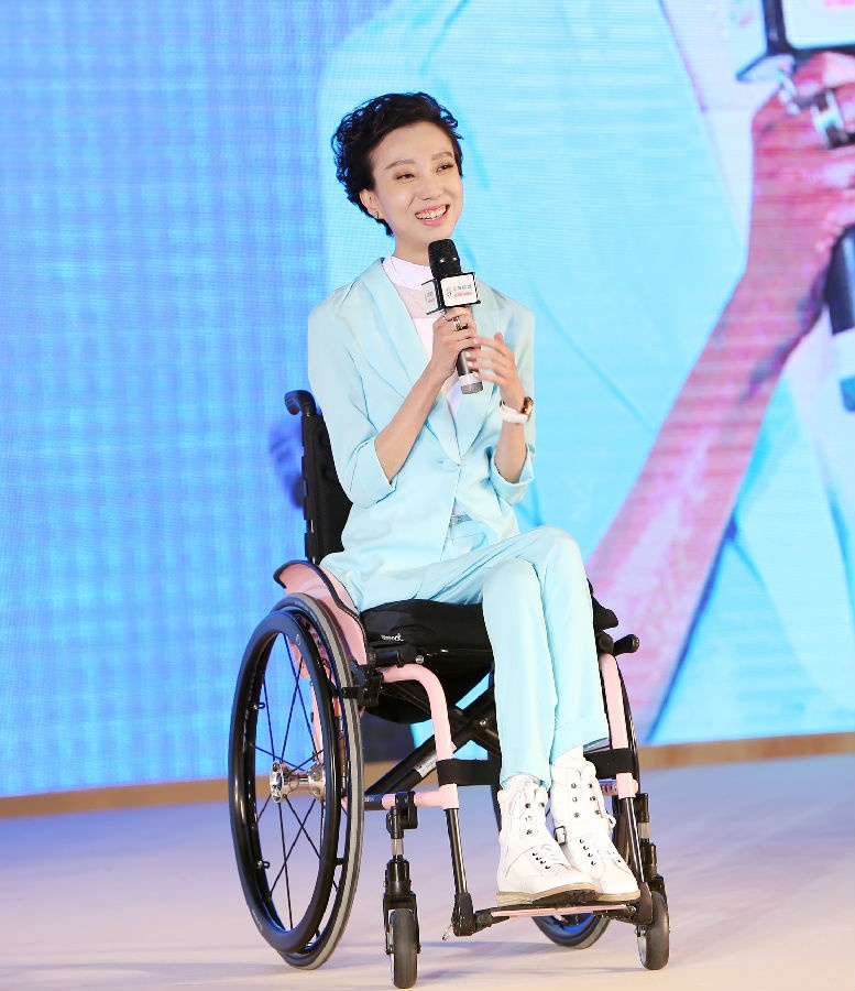 刘岩个人资料简介 刘岩为什么坐轮椅