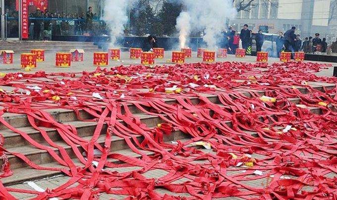 岳阳鞭炮仓库火灾6人死亡 放鞭炮要注意什么