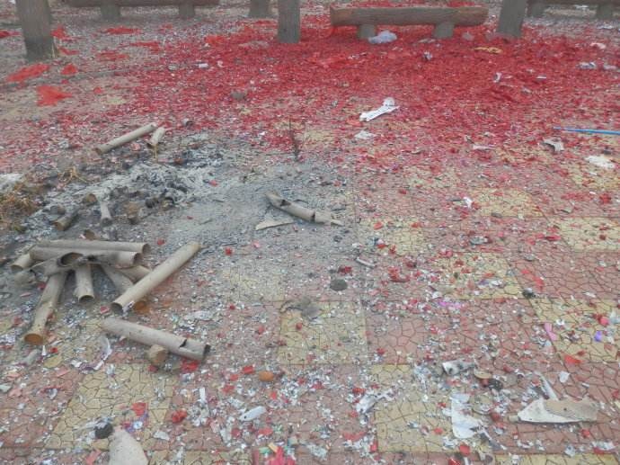 岳阳鞭炮仓库火灾6人死亡 放鞭炮要注意什么