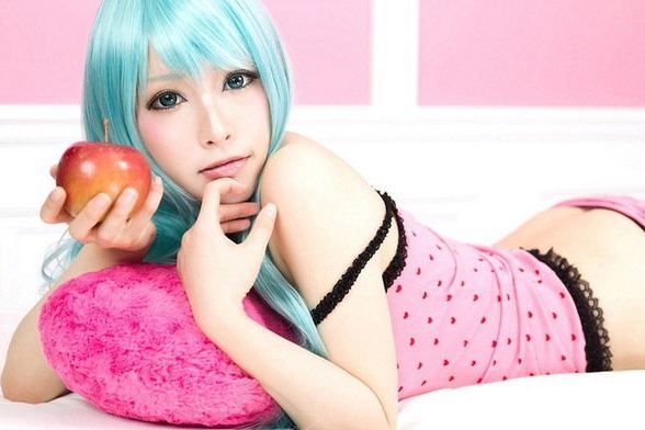 一艳九鼎 我被领导蹂躏得泪流满面