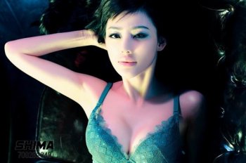 一等儿媳 公公长满双茧的手托起我娇小的身躯