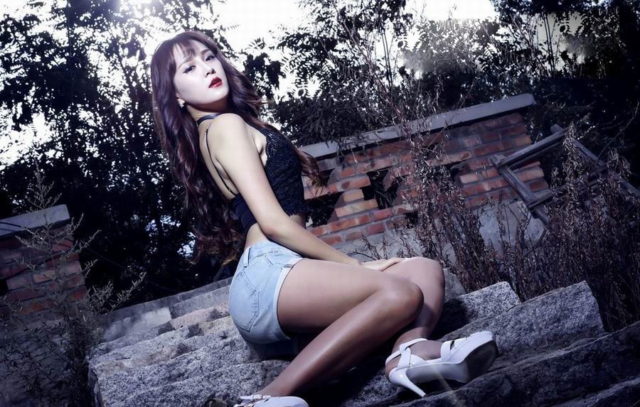 留守少妇 他掌心的温暖让我的心泛起酸酸柔柔的涟漪