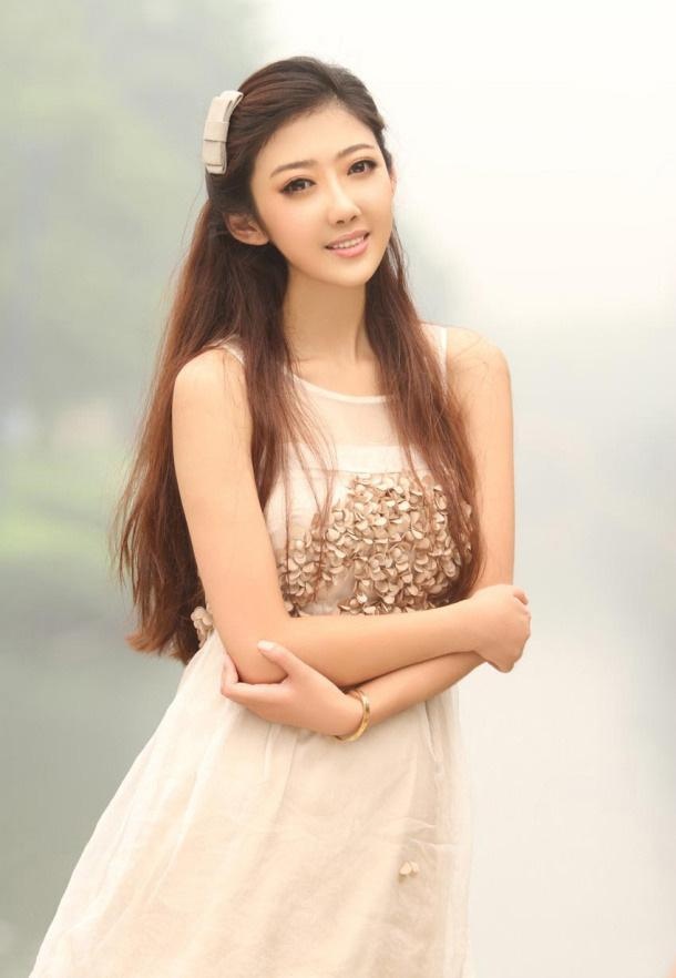 风流在乡村 啪得她淫叫声不断