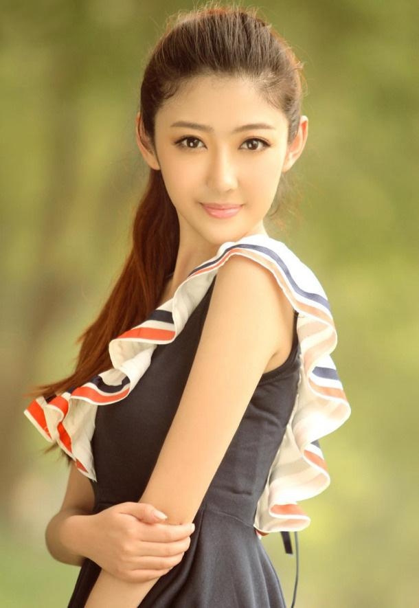 风流在乡村 啪得她淫叫声不断