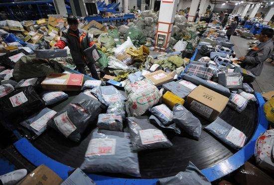 大四女生开公司替人跑腿 一个月可挣千八百元