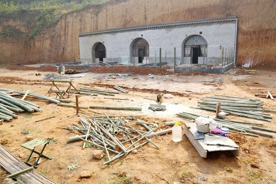 80后美女舍弃城里豪宅 回农村种地