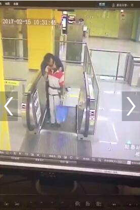 男子地铁站强吻保洁阿姨 涉事男子已被移交警方处理